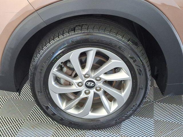 Photo of 2017 Mojave Sand Hyundai TUCSON