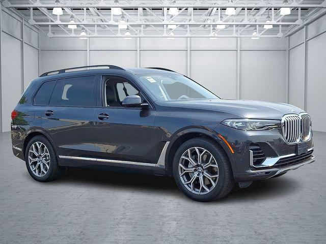 Photo of 2022 Dark Graphite BMW X7