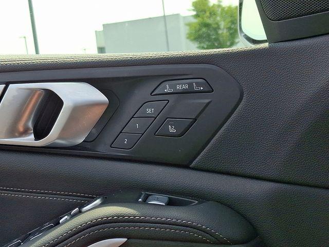 Photo of 2022 Dark Graphite BMW X7