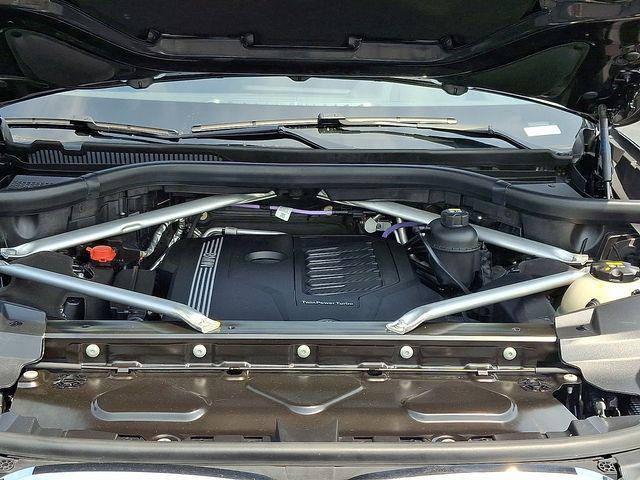 Photo of 2022 Dark Graphite BMW X7