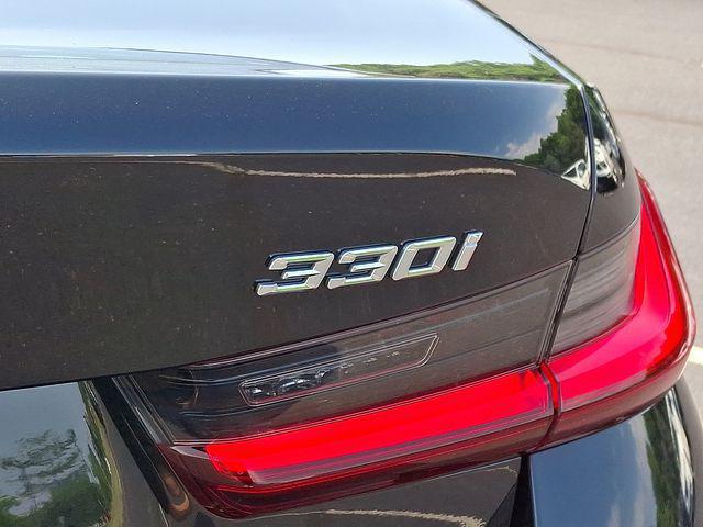 Photo of 2025 Black Sapphire Metallic BMW 330