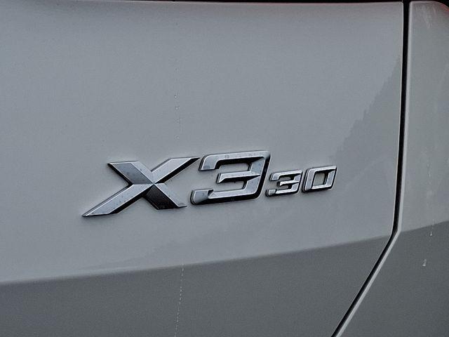Photo of 2025 Mineral White Metallic BMW X3
