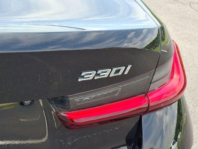 Photo of 2025 Jet Black BMW 330