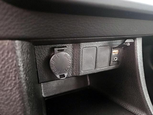 Photo of 2014 Silver Toyota Corolla