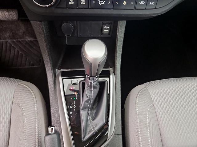Photo of 2014 Silver Toyota Corolla
