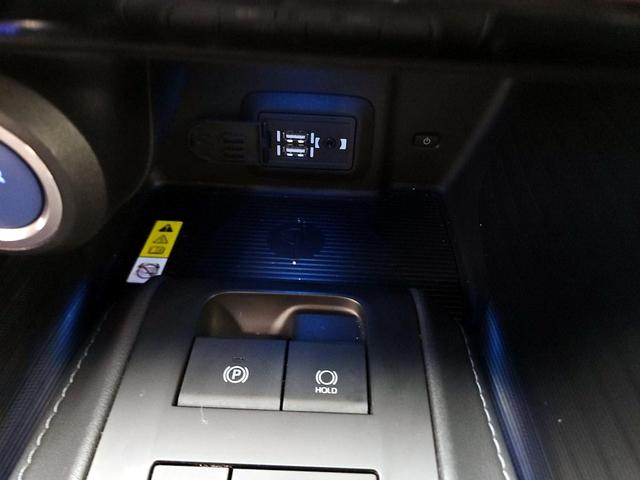Photo of 2021 Gray Toyota Venza