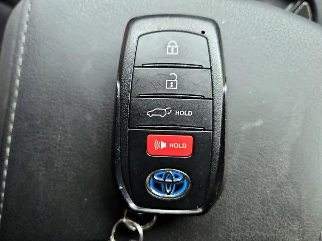 Photo of 2021 Gray Toyota Venza