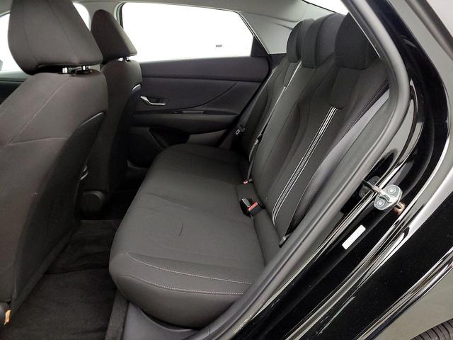 Photo of 2023 Black Hyundai ELANTRA