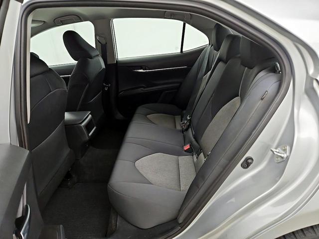 Photo of 2021 Silver Toyota Camry