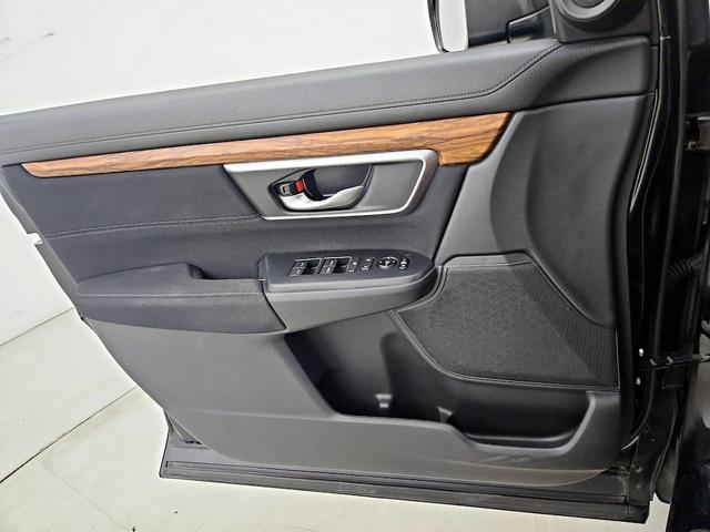 Photo of 2020 Black Honda CR-V