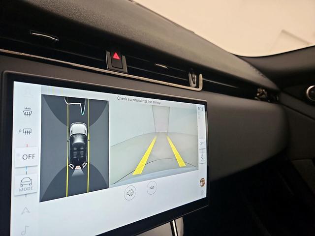 Photo of 2025 White Land Rover Range Rover Evoque