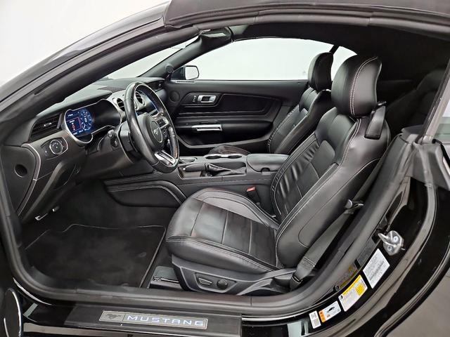 Photo of 2021 Black Ford Mustang