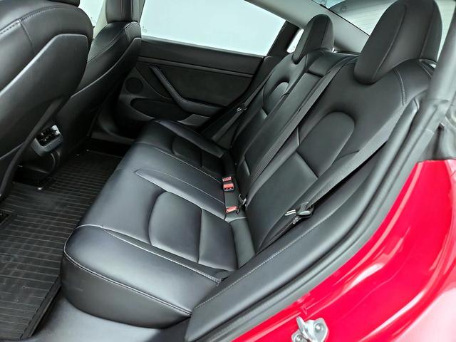 Photo of 2022 Red Tesla Model 3