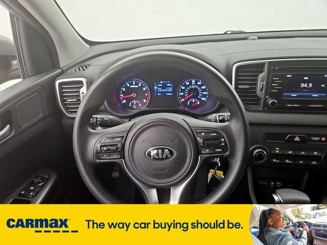 Photo of 2017 Gray Kia Sportage
