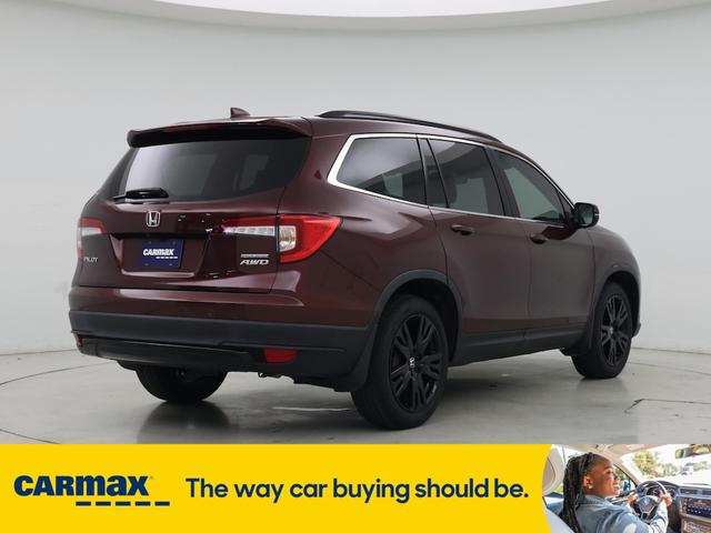 Photo of 2022 Burgundy Honda Pilot
