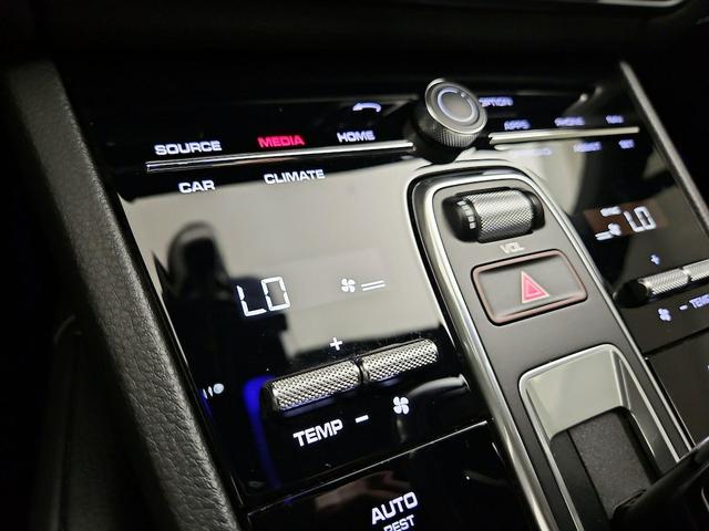 Photo of 2021 Black Porsche Cayenne