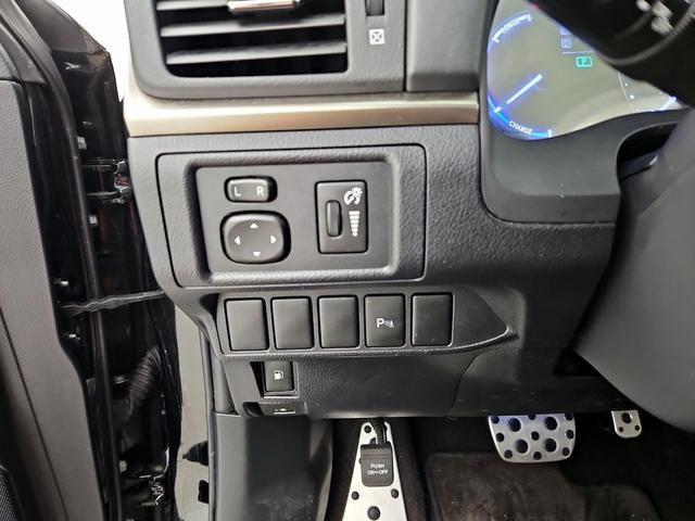 Photo of 2015 Black Lexus CT 200h