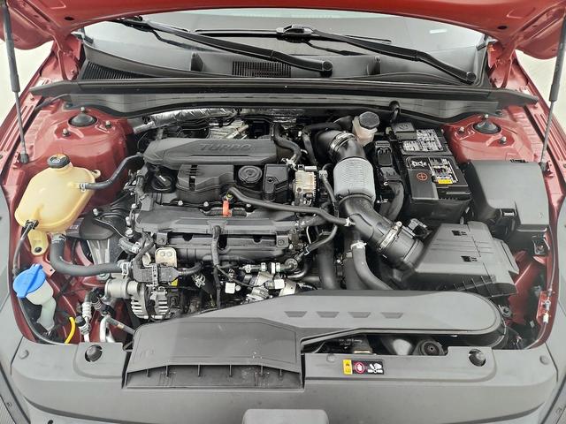 Photo of 2023 Red Kia K5