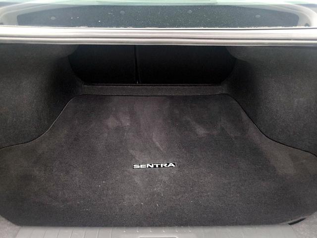 Photo of 2023 Silver Nissan Sentra
