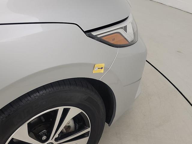 Photo of 2023 Silver Nissan Sentra