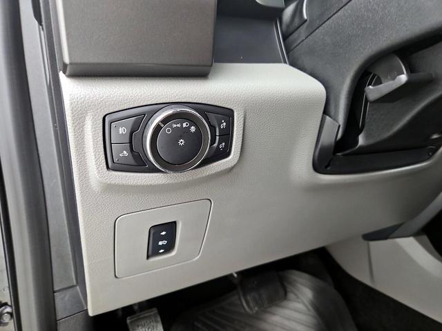 Photo of 2017 Black Ford F-150