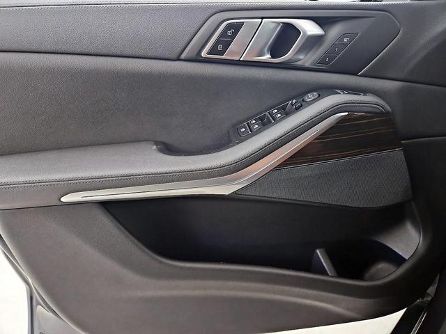 Photo of 2019 Gray BMW X5