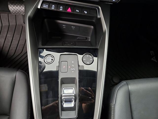 Photo of 2023 Gray Audi A3
