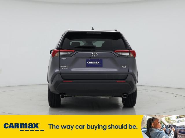 Photo of 2022 Gray Toyota RAV4