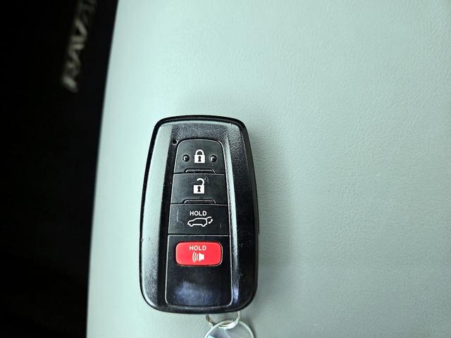 Photo of 2022 Gray Toyota RAV4