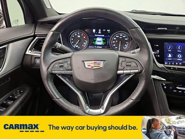 Photo of 2023 Black Cadillac XT6