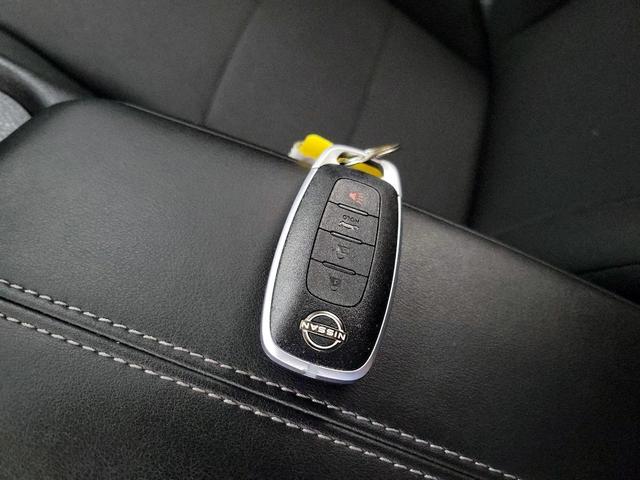Photo of 2024 Black Nissan Sentra