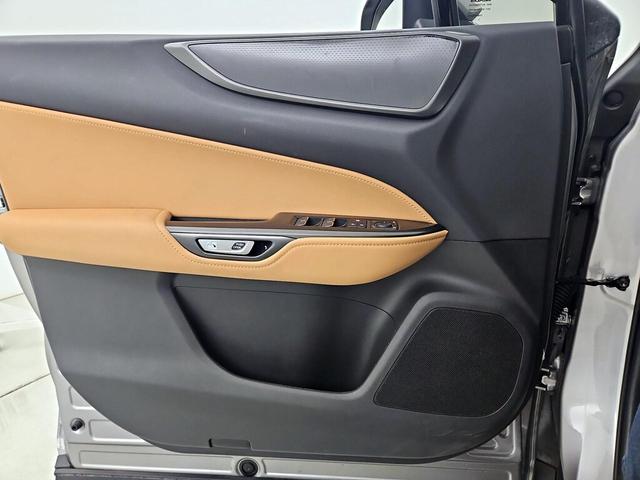 Photo of 2024 Gray Lexus NX 250