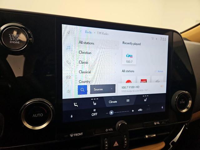 Photo of 2024 Gray Lexus NX 250