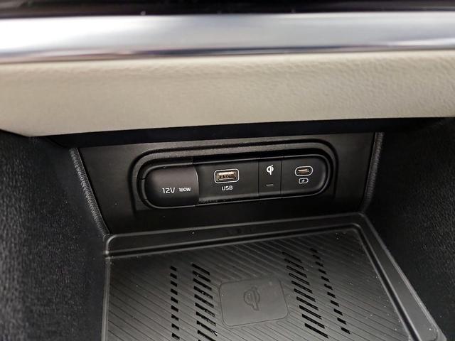Photo of 2023 Gray Kia Sportage