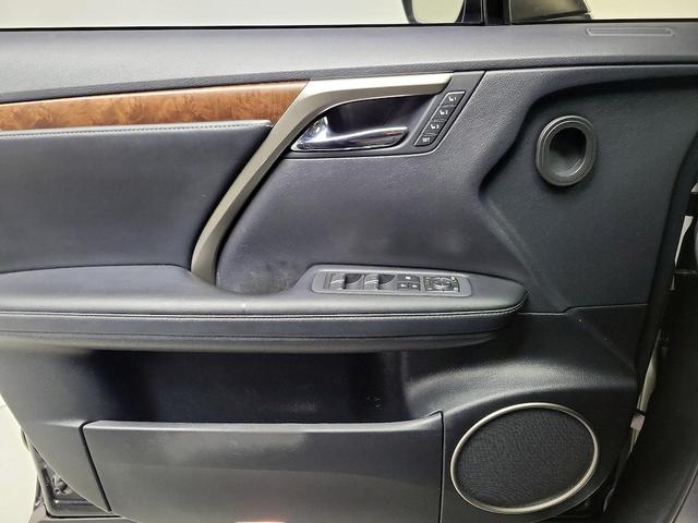 Photo of 2022 Black Lexus RX 350