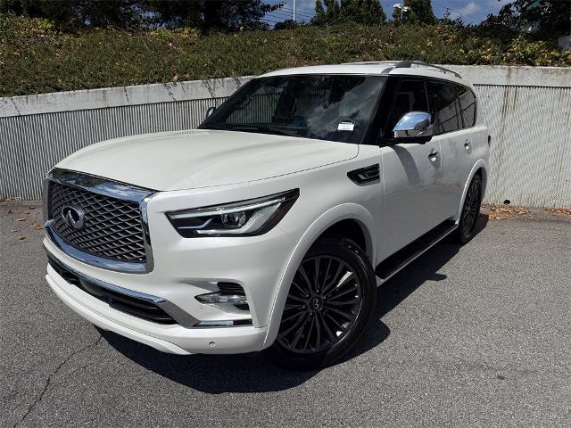 Photo of 2022 Moonstone White INFINITI QX80