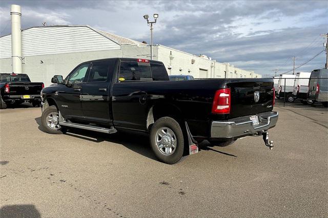 Photo of 2020 Diamond Black Crystal Pearlcoat RAM 3500