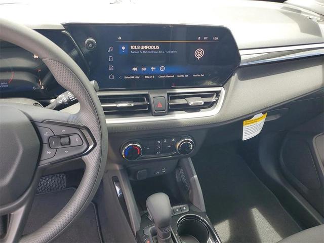 Photo of 2026 Summit White Chevrolet Trailblazer