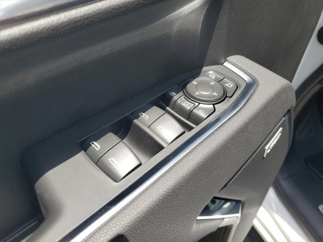 Photo of 2025 Summit White Chevrolet Silverado 2500