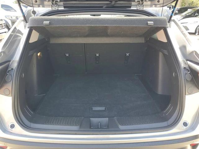 Photo of 2024 Sterling Gray Metallic Chevrolet Trax