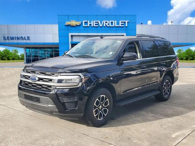 Photo of 2022 Agate Black Metallic Ford Expedition