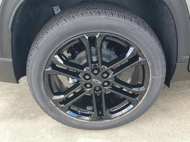 Photo of 2026 Sterling Gray Metallic Chevrolet Traverse