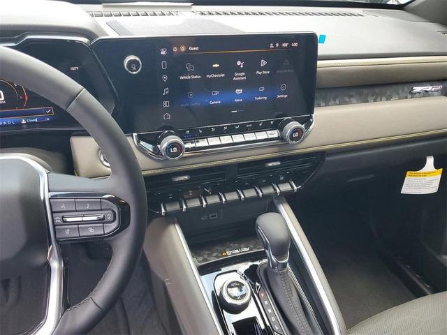 Photo of 2025 Black Chevrolet Colorado