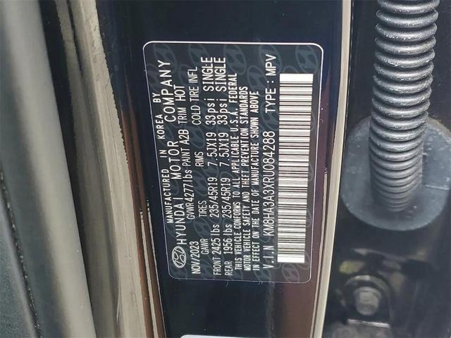 Photo of 2024 Abyss Black Pearl Hyundai KONA