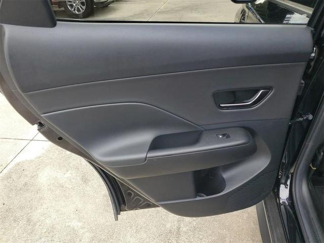 Photo of 2024 Abyss Black Pearl Hyundai KONA
