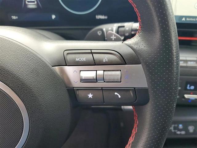 Photo of 2024 Abyss Black Pearl Hyundai KONA