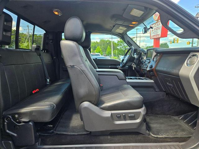 Photo of 2015 Tuxedo Black Metallic Ford F-350