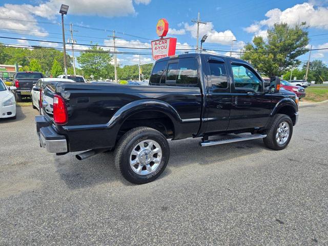 Photo of 2015 Tuxedo Black Metallic Ford F-350