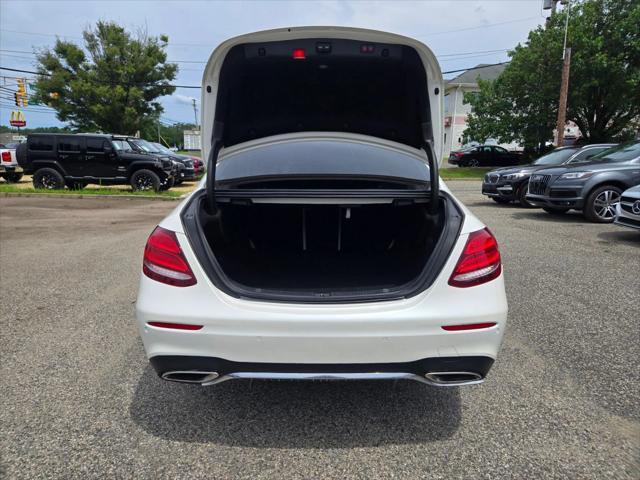 Photo of 2017 White Mercedes-Benz E-Class