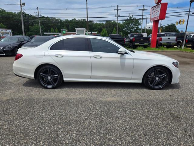 Photo of 2017 White Mercedes-Benz E-Class